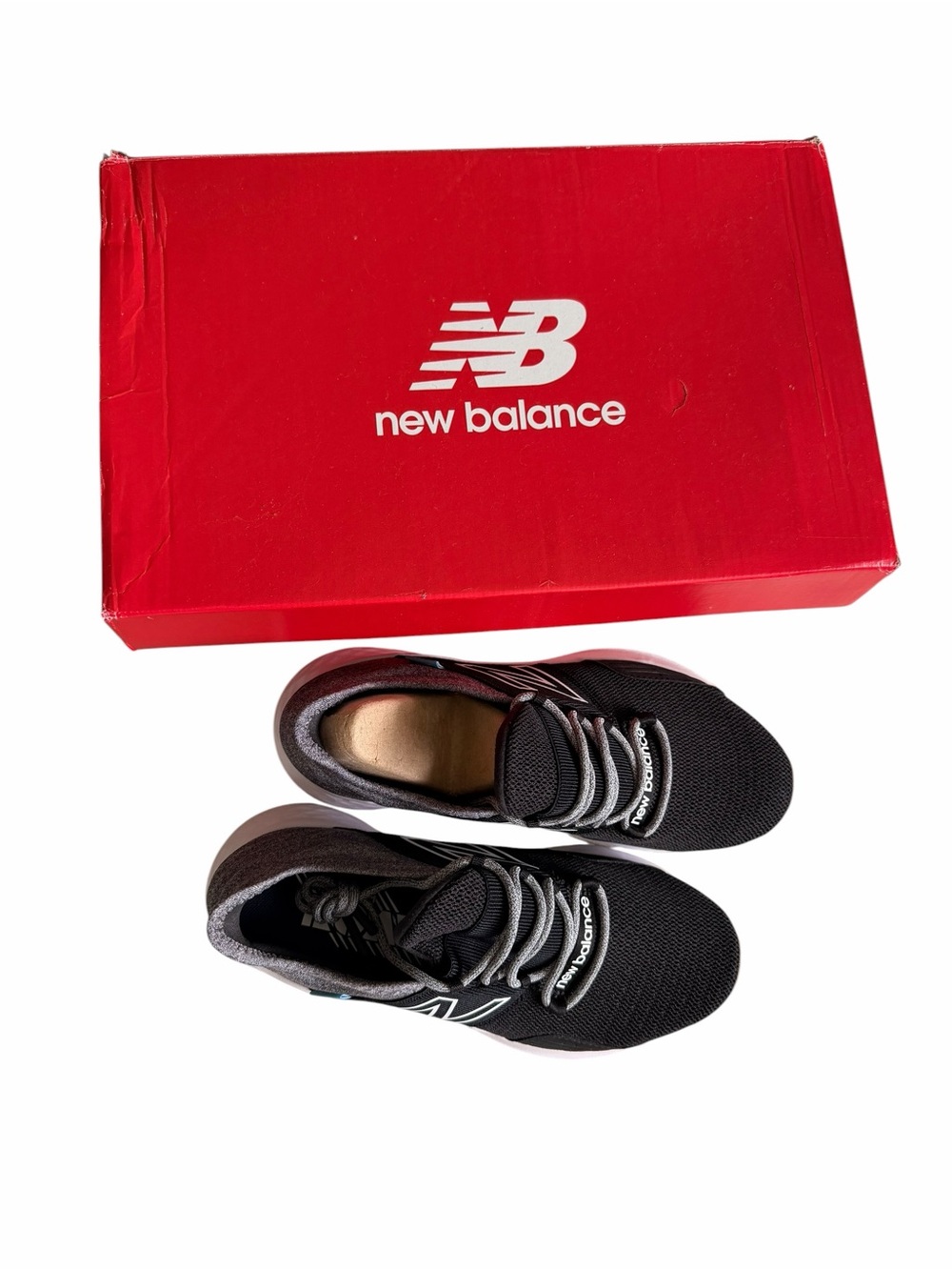 New Balance Black & Gray Lightweight Trainer Sneakers - Picture 5 of 9